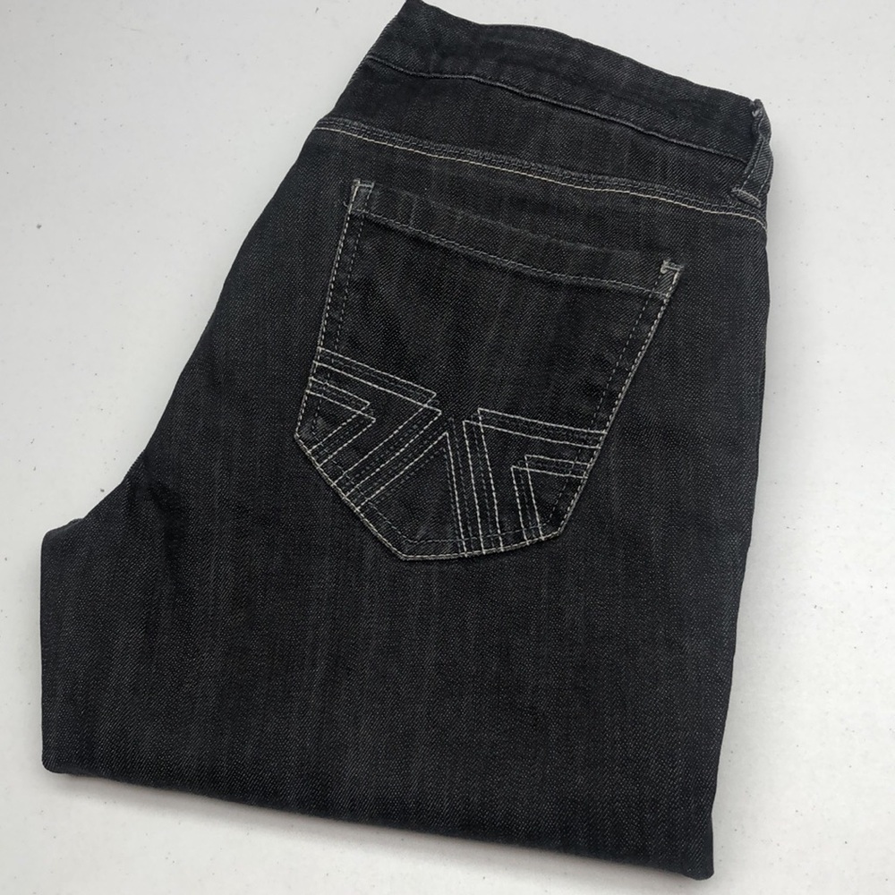 LIKE NEW BLACKWASH AMERICAN EAGLE SLIM STRAIGHT JEANS 8/29x33 ⭐️